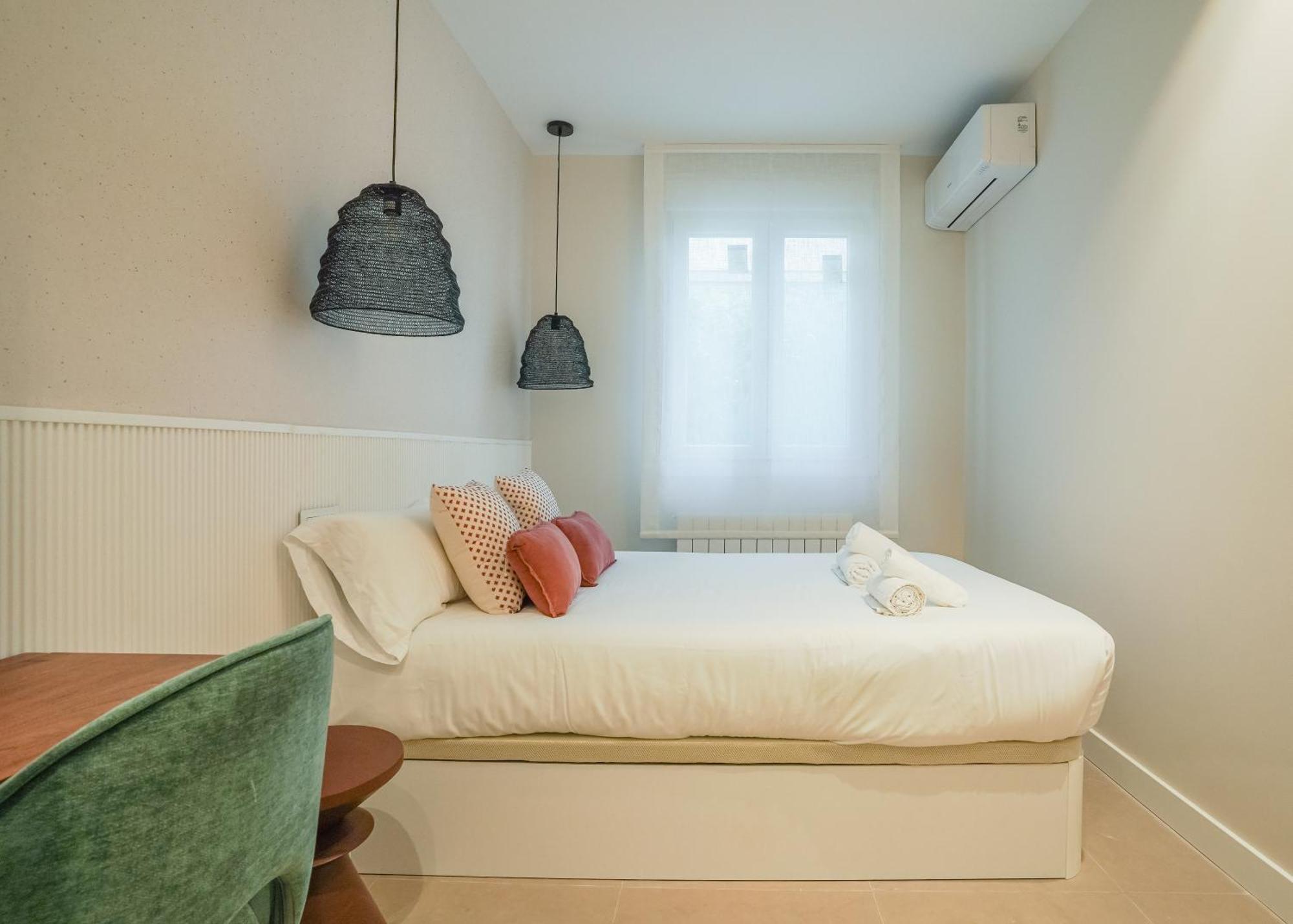 Modern Apartment-2Bedrooms 1Bath-Cuatro Caminos Madrid Bagian luar foto