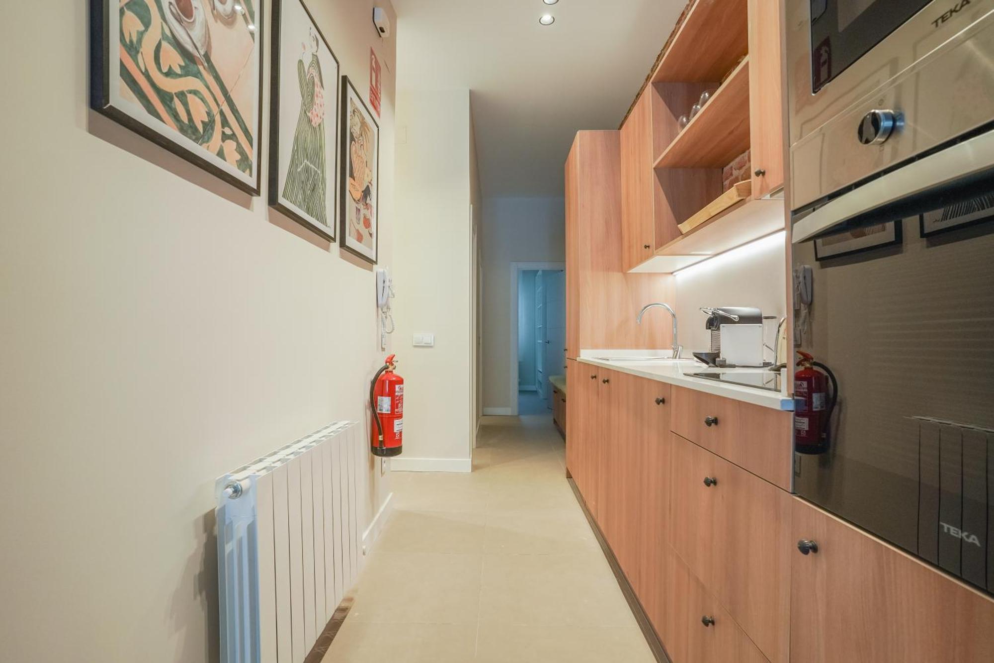 Modern Apartment-2Bedrooms 1Bath-Cuatro Caminos Madrid Bagian luar foto