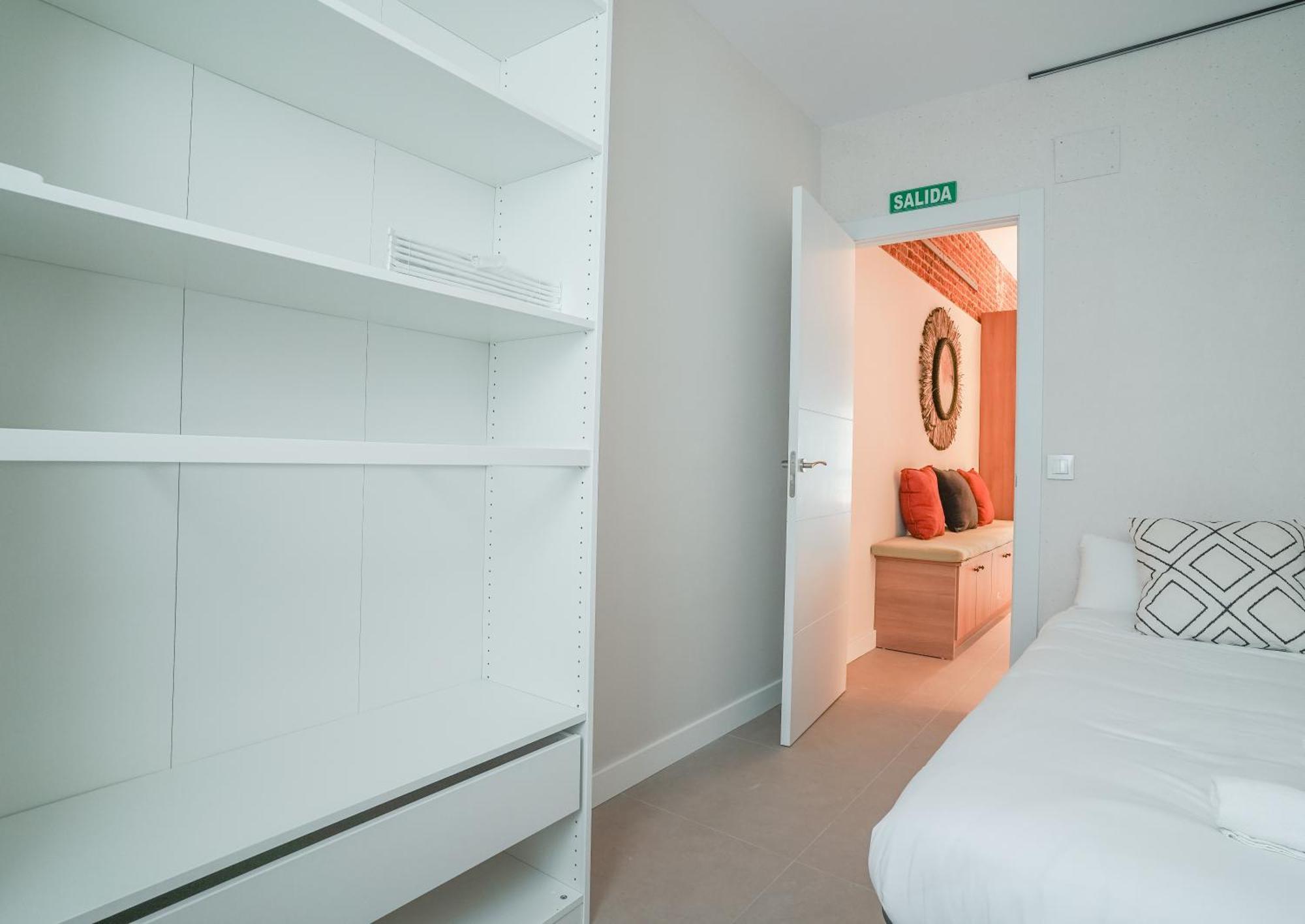 Modern Apartment-2Bedrooms 1Bath-Cuatro Caminos Madrid Bagian luar foto