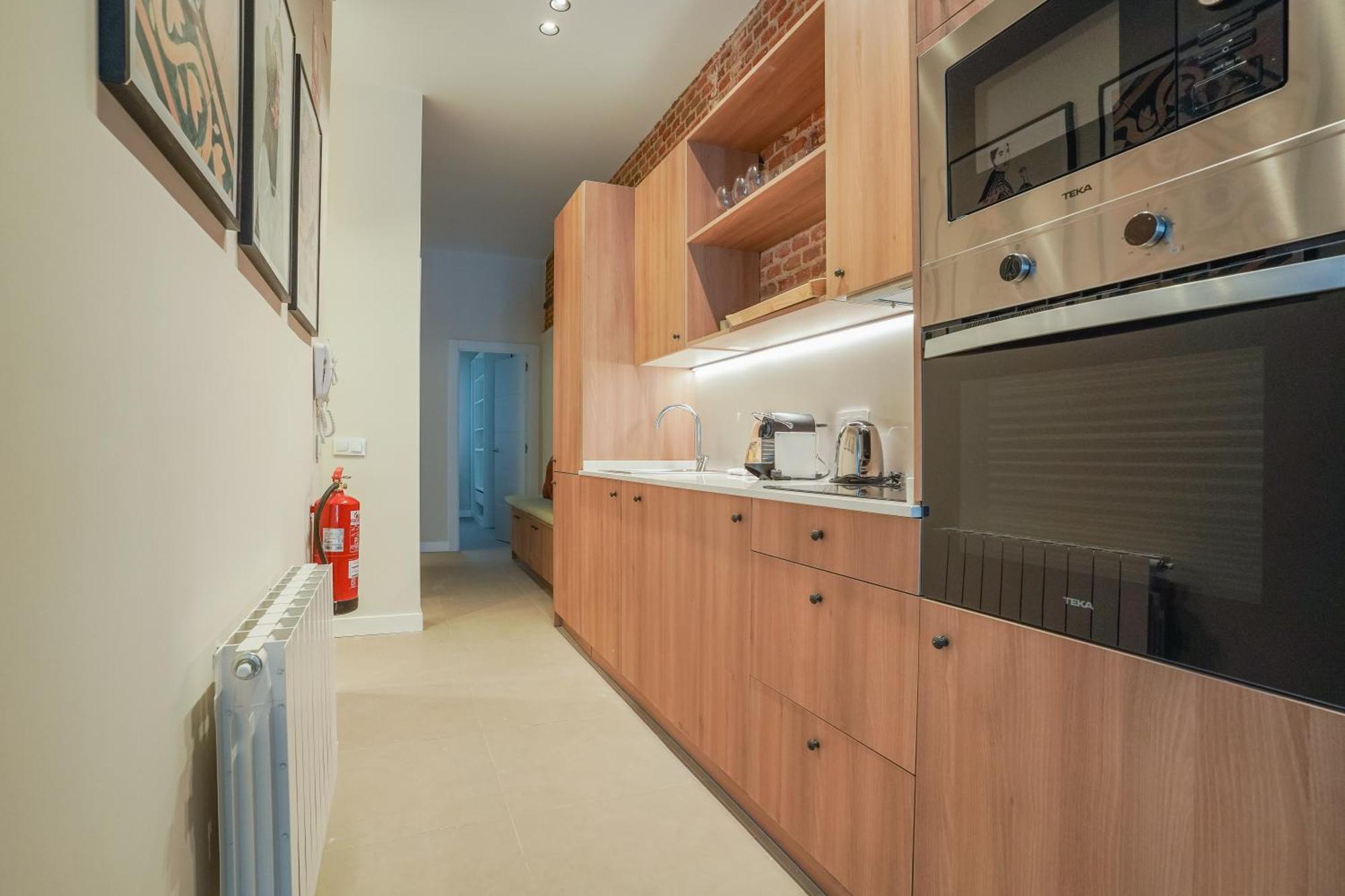 Modern Apartment-2Bedrooms 1Bath-Cuatro Caminos Madrid Bagian luar foto