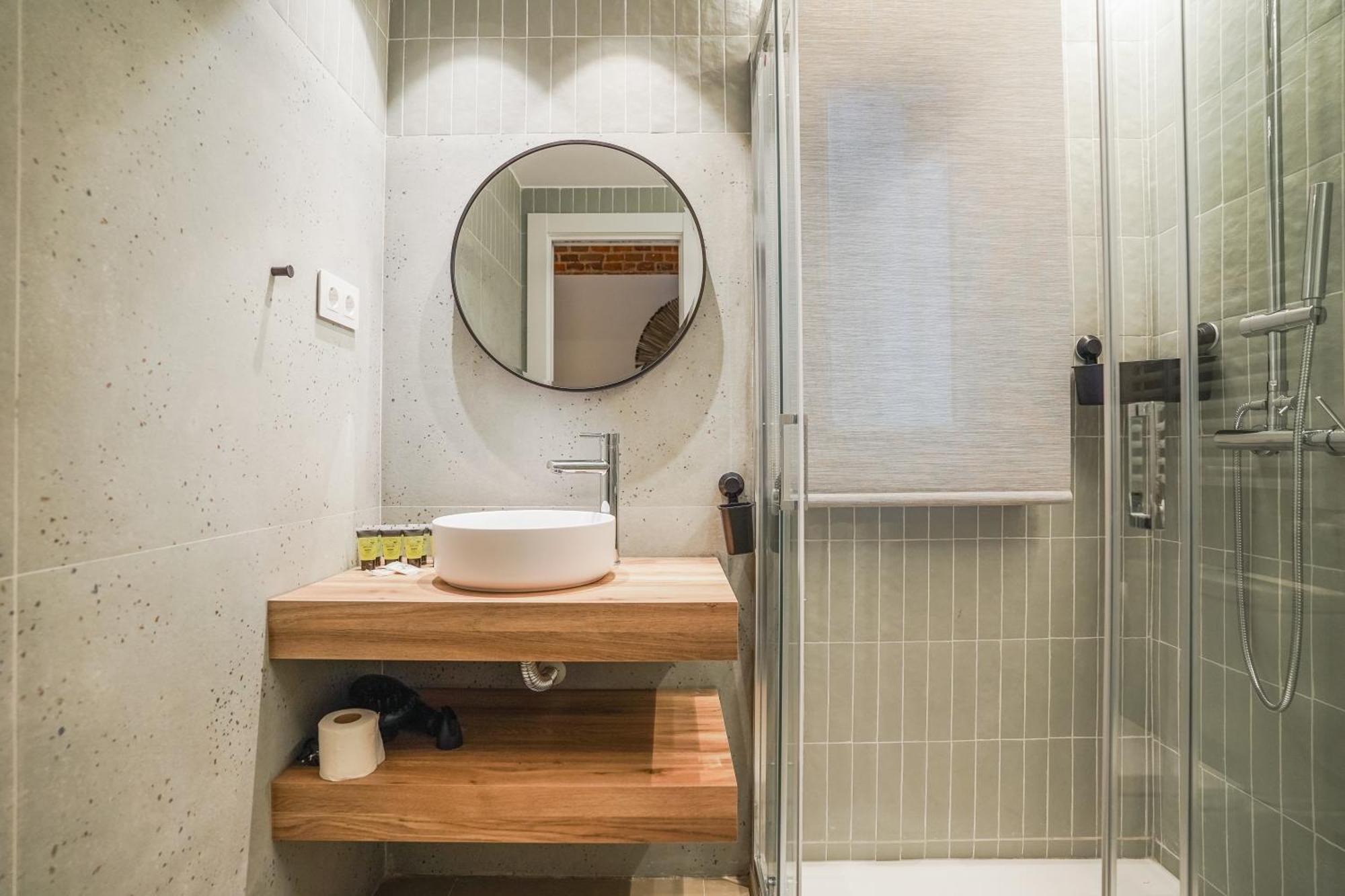 Modern Apartment-2Bedrooms 1Bath-Cuatro Caminos Madrid Bagian luar foto
